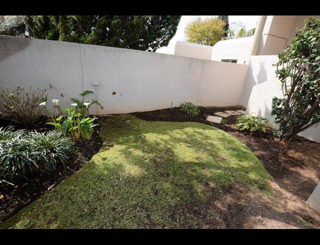 1 BEDROOM APARTMENT FOR SALE IN RIVONIA